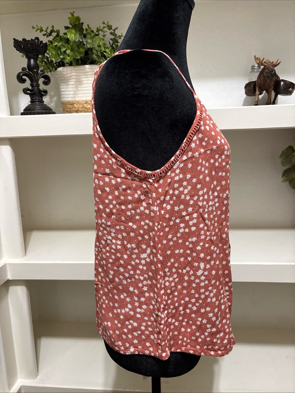 Hippie Rose pink coral floral tank top Size M with tie neck detail - Picture 2 of 6